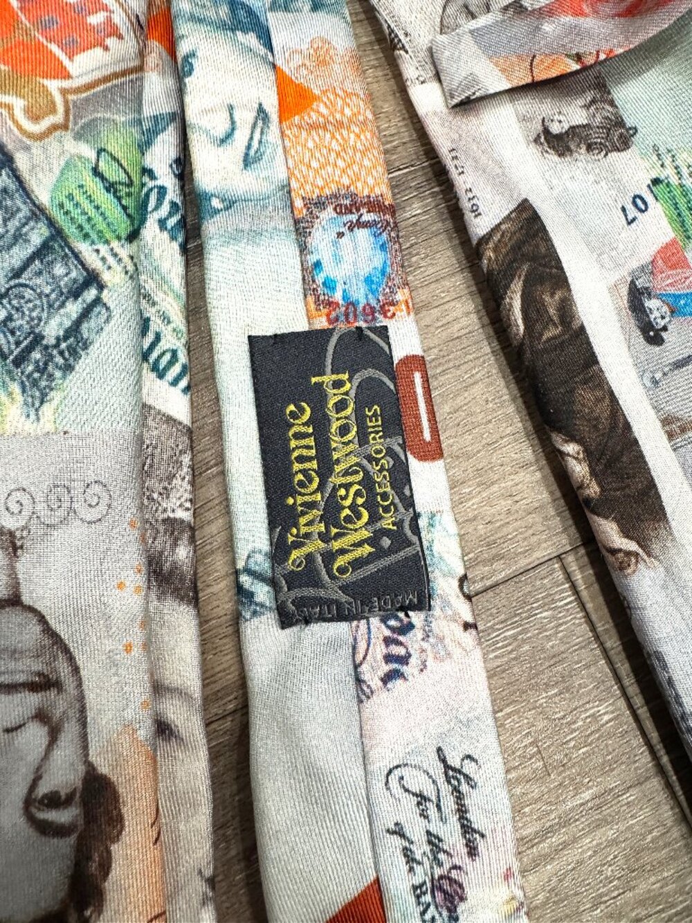 Vivienne Westwood silk tie featuring the iconic "Money" or "Currency" print. - Picture 6 of 8